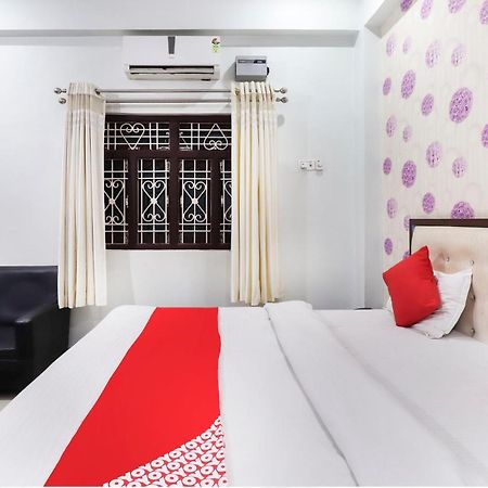 Oyo 70489 Hotel Tajvar Siwān Extérieur photo