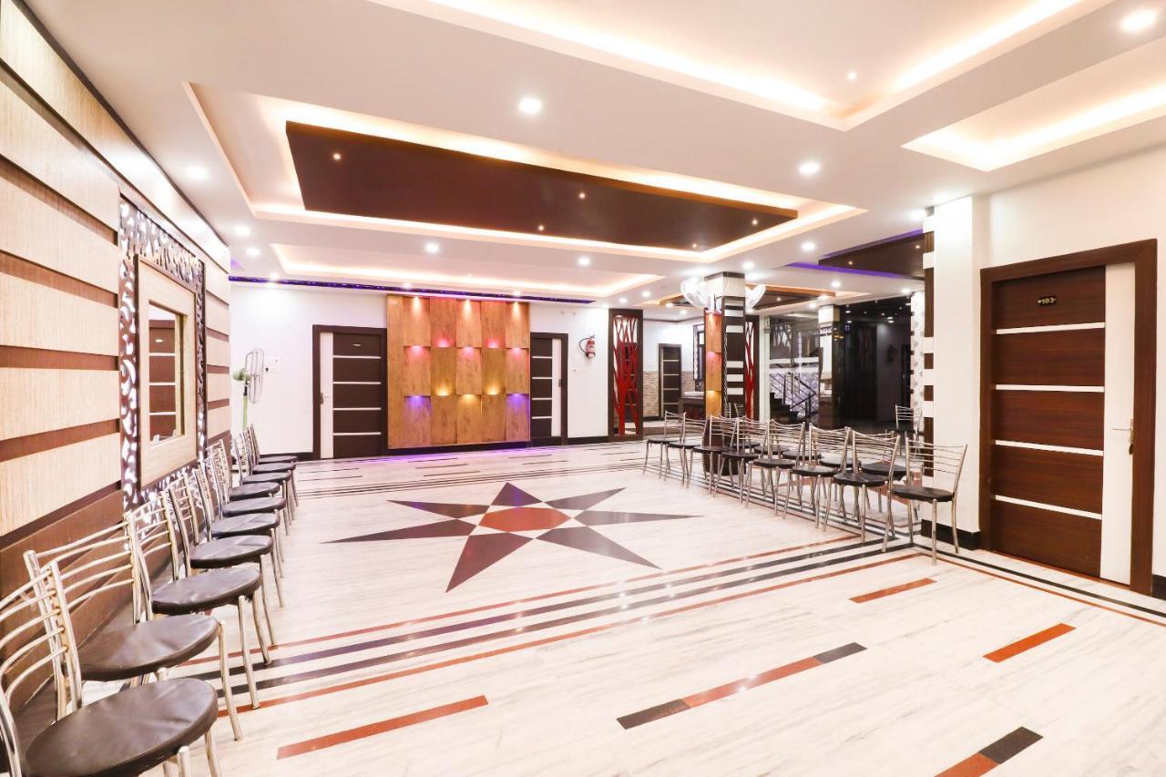 Oyo 70489 Hotel Tajvar Siwān Extérieur photo
